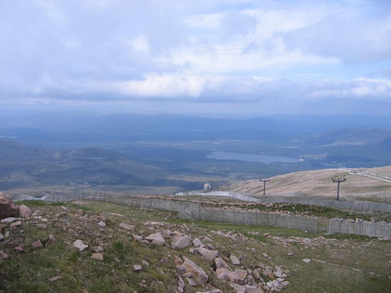 K800_IMG_1664.JPG - Blick vom Cairn Gorm - leider ist nicht wirklich viel zu sehen ...
