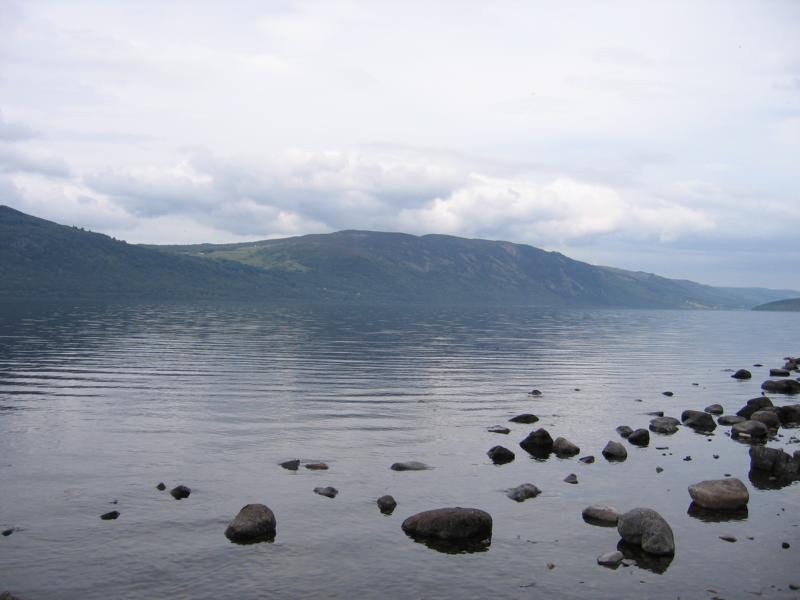 K800_IMG_1685.JPG - Loch Ness mal von der Ostseite