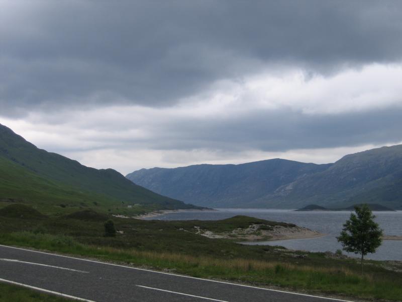 K800_IMG_1701.JPG - Loch Cluanie