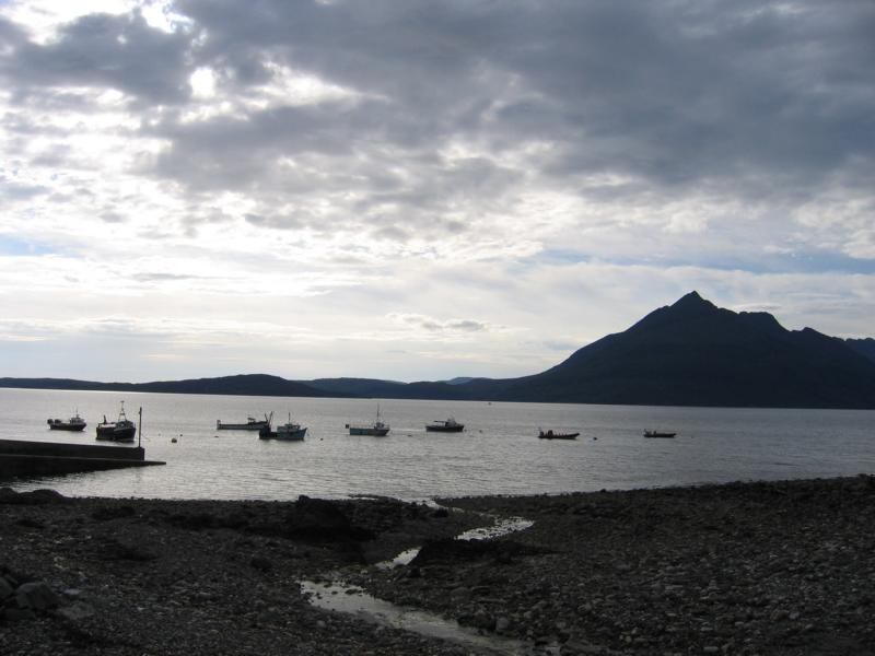 K800_IMG_1858.JPG - Elgol - Blick über Loch Scavaig auf die Cuillins
