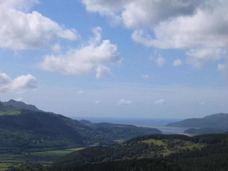 46_Precipice.JPG - Precipice Walk, im Hintergrund: Mawddach Estuary